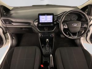 Ford Fiesta 1.0 Ecoboost Trend 5-Door automatic - Image 17