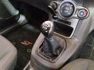 Ford Fiesta 5-door 1.4 Ambiente (aircon+audio) - Image 12