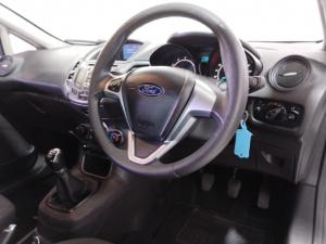 Ford Fiesta 5-door 1.4 Ambiente (aircon+audio) - Image 8