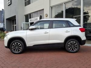 Suzuki Vitara Brezza 1.5 GLX - Image 2