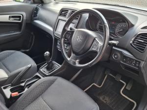 Suzuki Vitara Brezza 1.5 GLX - Image 8