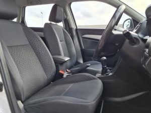 Suzuki Vitara Brezza 1.5 GLX - Image 9