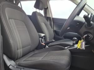 Hyundai Venue 1.0T Motion auto - Image 12