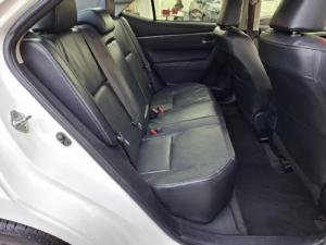 Toyota Corolla 1.8 Exclusive auto - Image 10