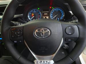 Toyota Corolla 1.8 Exclusive auto - Image 23
