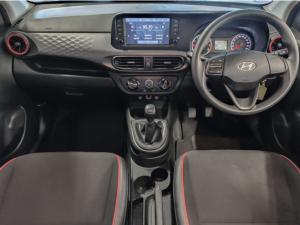 Hyundai Grand i10 1.0 Premium hatch - Image 8