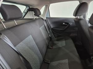 Volkswagen Polo Vivo hatch 1.6 Life - Image 10