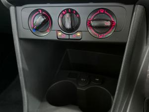 Volkswagen Polo Vivo hatch 1.6 Life - Image 23