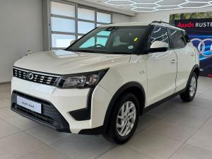 Mahindra XUV300 1.2T W6 - Image 3