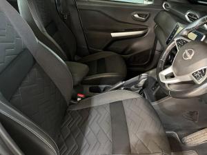 Nissan Magnite 1.0 Turbo Acenta Plus auto - Image 5
