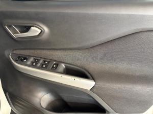 Nissan Magnite 1.0 Turbo Acenta Plus auto - Image 7