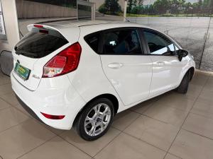 Ford Fiesta 5-door 1.0T Trend - Image 2