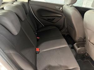 Ford Fiesta 5-door 1.0T Trend - Image 6