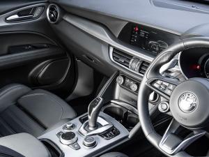 Alfa Romeo Stelvio 2.0T Veloce Q4 - Image 13