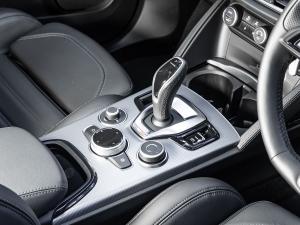 Alfa Romeo Stelvio 2.0T Veloce Q4 - Image 14