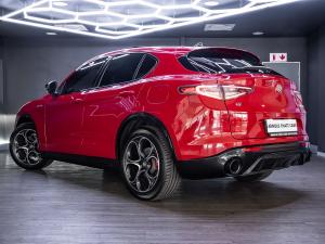 Alfa Romeo Stelvio 2.0T Veloce Q4 - Image 27