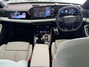 Audi A5 sedan TFSI S line Black - Image 8