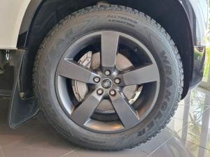 Land Rover Defender 110 D350 X-Dynamic HSE - Image 6