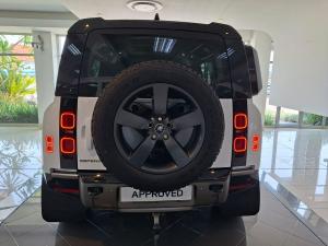 Land Rover Defender 110 D350 X-Dynamic HSE - Image 9