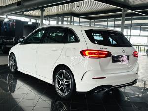Mercedes-Benz B-Class B200 AMG Line - Image 10