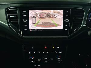 Volkswagen T-Roc 2.0TSI 140kW 4Motion R-Line - Image 9