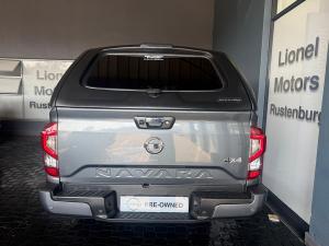 Nissan Navara 2.5DDTi double cab LE Plus 4x4 - Image 12