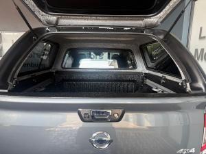 Nissan Navara 2.5DDTi double cab LE Plus 4x4 - Image 13