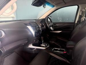 Nissan Navara 2.5DDTi double cab LE Plus 4x4 - Image 15
