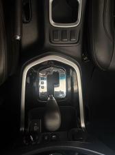 Nissan Navara 2.5DDTi double cab LE Plus 4x4 - Image 25