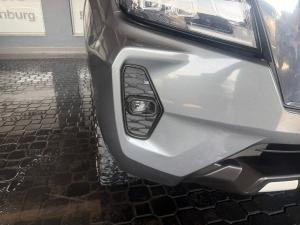 Nissan Navara 2.5DDTi double cab LE Plus 4x4 - Image 6