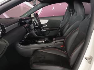 Mercedes-Benz CLA CLA200 Progressive - Image 12