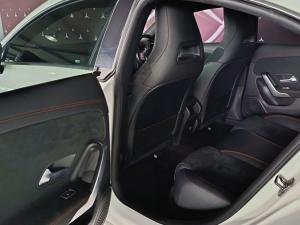Mercedes-Benz CLA CLA200 Progressive - Image 13