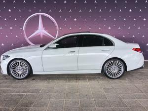 Mercedes-Benz C-Class C200 Avantgarde - Image 4