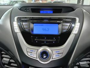 Hyundai Elantra 1.6 Premium - Image 11