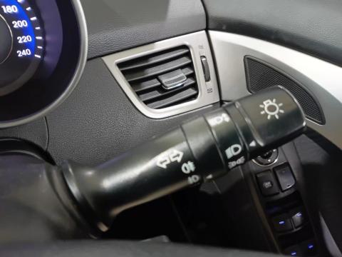 Image Hyundai Elantra 1.6 Premium