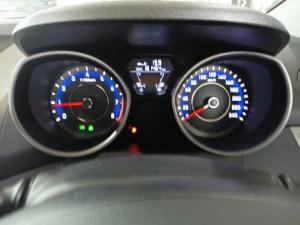 Hyundai Elantra 1.6 Premium - Image 9