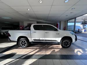 Toyota Hilux 2.8GD-6 double cab Legend 50 - Image 3