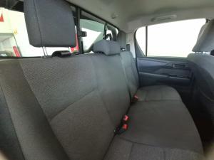 Toyota Hilux 2.8GD-6 double cab SRX 4x4 - Image 17