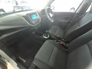 Toyota Vitz 1.0 XR manual - Image 7
