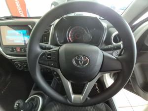 Toyota Vitz 1.0 XR manual - Image 8