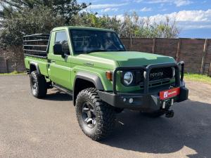 Toyota Land Cruiser 79 2.8GD-6 single cab auto - Image 1