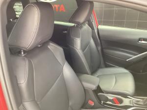 Toyota Corolla Cross 1.8 Hybrid XS - Image 17
