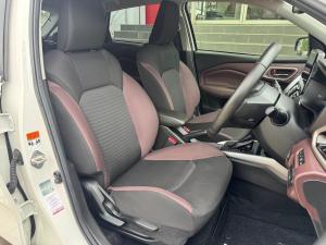 Toyota Starlet Cross 1.5 XR auto - Image 15