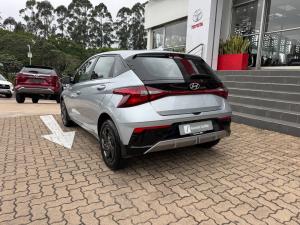 Hyundai i20 1.2 Premium - Image 20