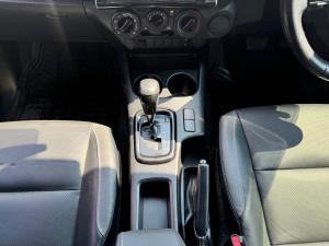 Toyota Hilux 2.8GD-6 Xtra cab Legend auto - Image 12