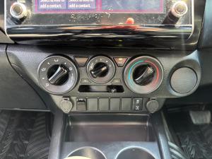 Toyota Hilux 2.8GD-6 Xtra cab Legend auto - Image 15
