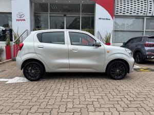 Toyota Vitz 1.0 XR auto - Image 3