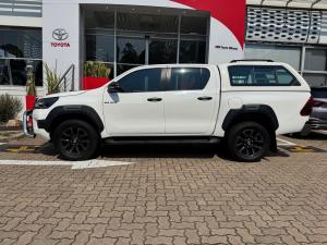 Toyota Hilux 2.8GD-6 double cab 4x4 Legend RS manual - Image 21