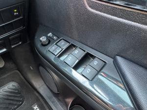 Toyota Hilux 2.8GD-6 double cab 4x4 Legend RS manual - Image 23