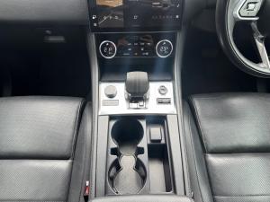 Jaguar F-Pace D200 AWD S - Image 13